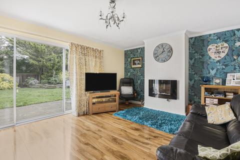 1 Phoenix Drive, Keston, BR2 8HS