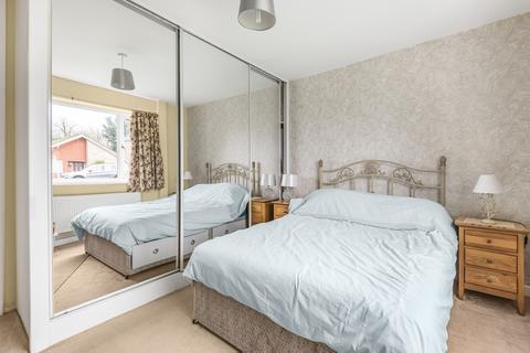 1 Phoenix Drive, Keston, BR2 8HS