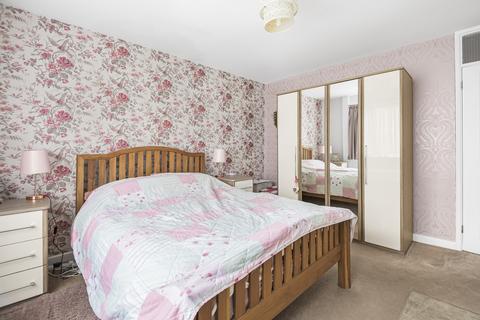 1 Phoenix Drive, Keston, BR2 8HS
