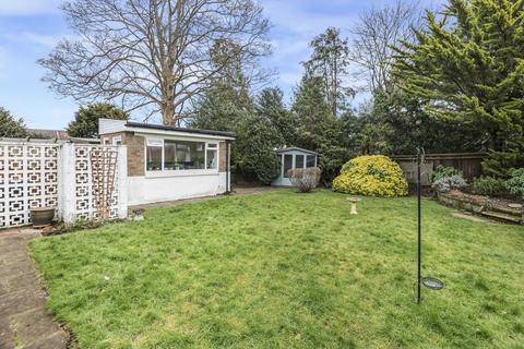 1 Phoenix Drive, Keston, BR2 8HS