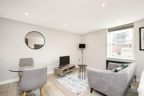 Studio to rent, Goodge Street, Fitzrovia, W1T