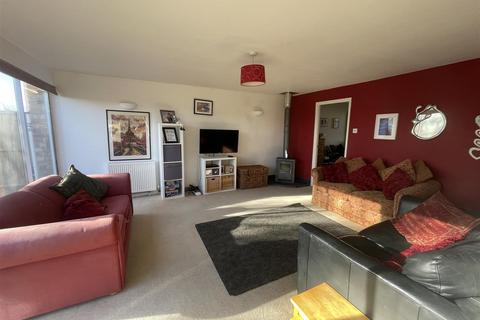 22 Rowan Close, Sonning Common, Reading, RG4 9LD