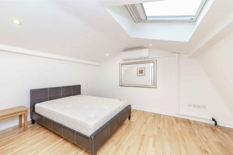 3 bedroom house to rent, Octavia Mews, Maida Vale W9