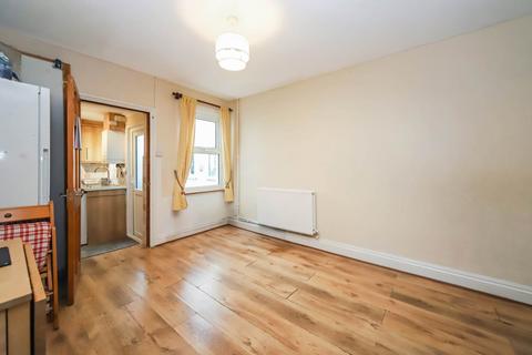 3 bedroom end of terrace house for sale, Longfield Road, Tring