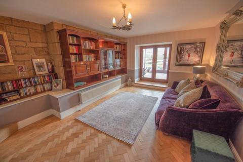 5 bedroom detached house for sale, Cowling, Keighley