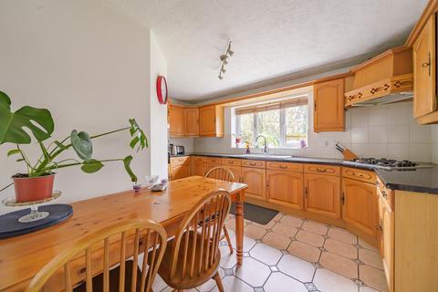 27 Anthony Wall, Warfield, Bracknell, RG42 3UL