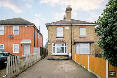 1 bedroom maisonette for sale, Brentwood Road, Romford, RM1