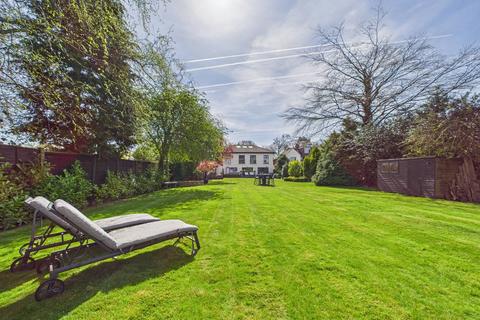 5 bedroom detached house for sale, Riplingham Road, Kirk Ella, HU10 7TP