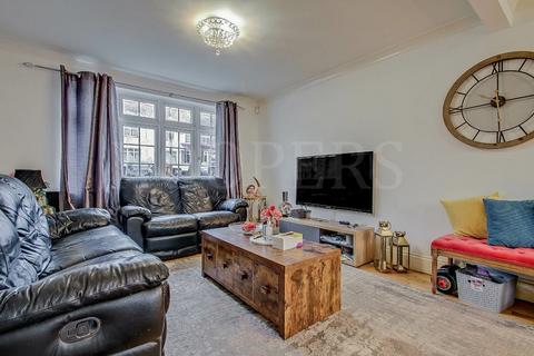 3 bedroom terraced house for sale, Warren Road, London, NW2