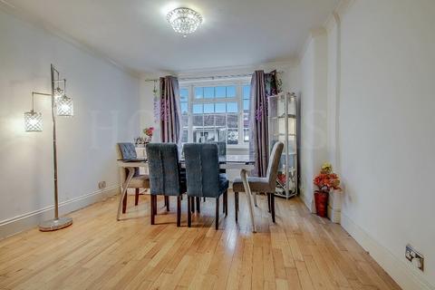 3 bedroom terraced house for sale, Warren Road, London, NW2