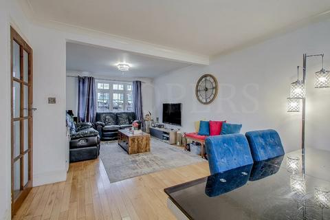 3 bedroom terraced house for sale, Warren Road, London, NW2