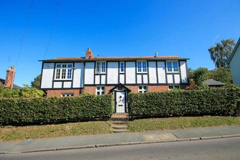 5 bedroom detached house for sale, High Street, Surrey RH7