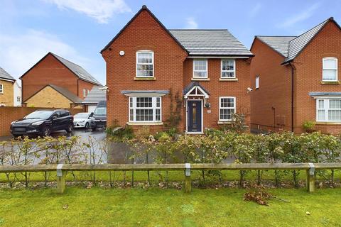 4 bedroom detached house for sale, Brambling Way, Hardwicke, Gloucester