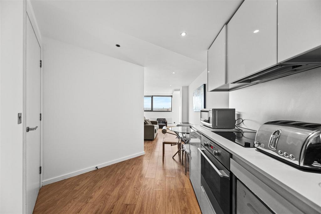Flat1507 Bridgewater Place-16.jpg