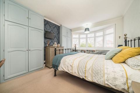 3 bedroom semi-detached house for sale, Beresford Avenue, Surbiton KT5