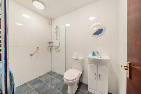 3 Kennedy Close, Petts Wood, Orpington, BR5 1HP