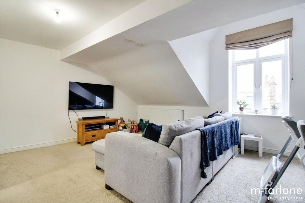 Living &amp; Dining Room