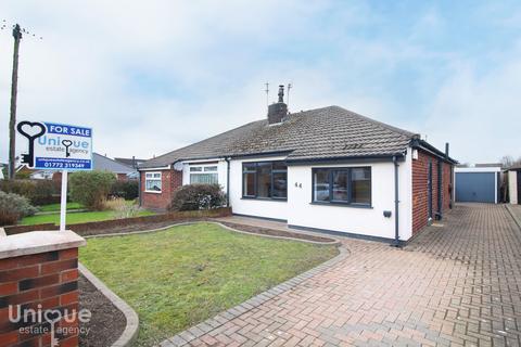 2 bedroom bungalow for sale, Ribble Avenue, Freckleton PR4