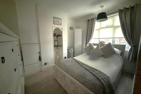 4 Acorn Road, Gillingham, ME7 2EX