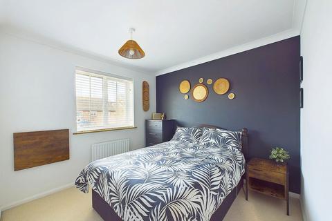 55 Warren Drive, Southwater, Horsham, RH13 9GL