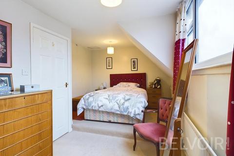 19 Hazel Way, Snedshill, Telford, TF2 9HJ