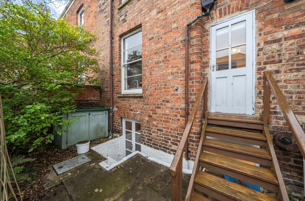 Rear Courtyard