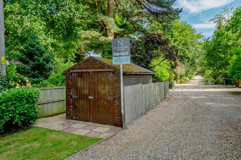 undefined, Vale Road, High Kelling