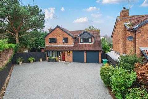 Abbots Way, Wollaton, Nottingham, Nottinghamshire, NG8