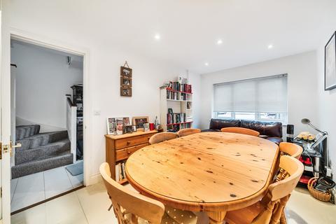 3 bedroom end of terrace house for sale, Kings Road, Haslemere, Surrey, GU27