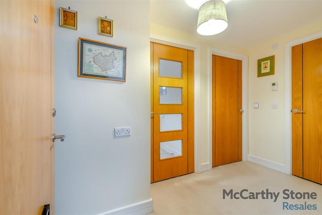 8634889-interior18.jpg