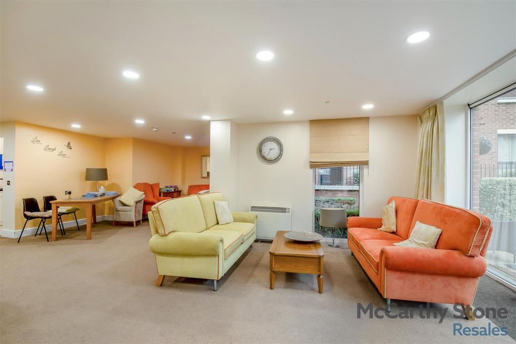 8634889-interior25.jpg