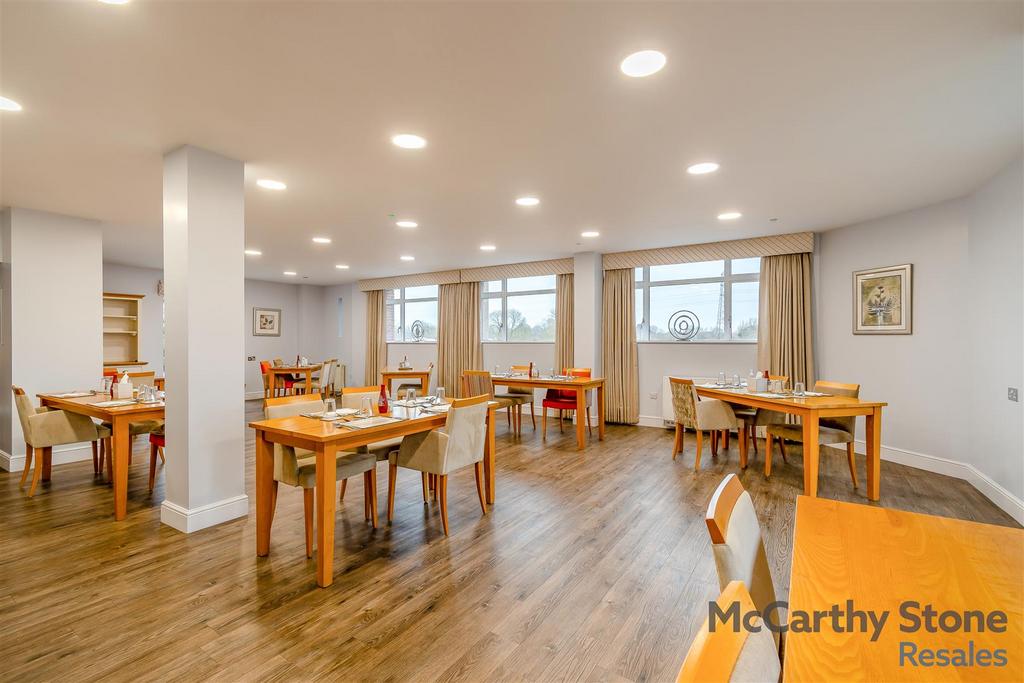 8634889-interior22.jpg