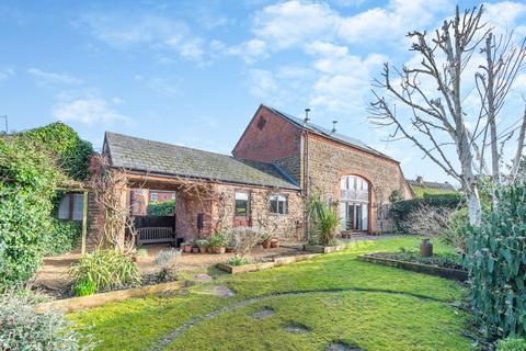 4 bedroom barn conversion for sale, 10 High Street, Crick, Northampton NN6 7TS