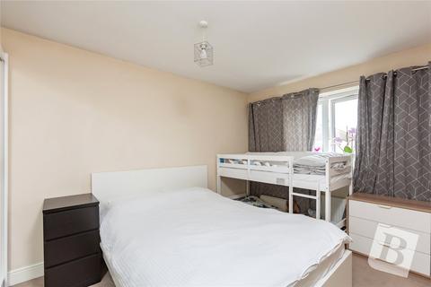 16 Mellowes Road, Hornchurch, RM11 1GF