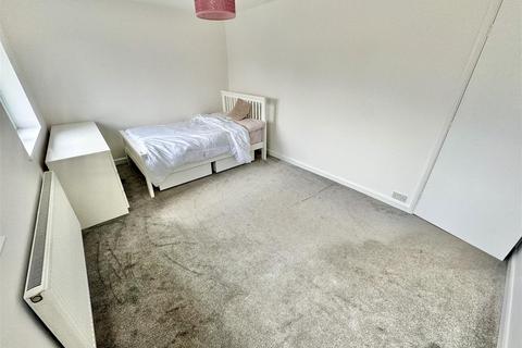 5 Foxbury Close, Luton, LU2 7BQ