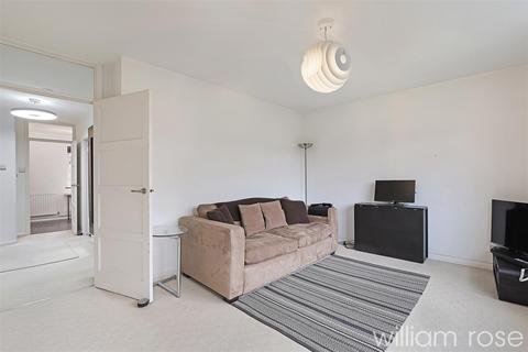 2 bedroom apartment for sale, Fairfield Road, Woodford Green IG8