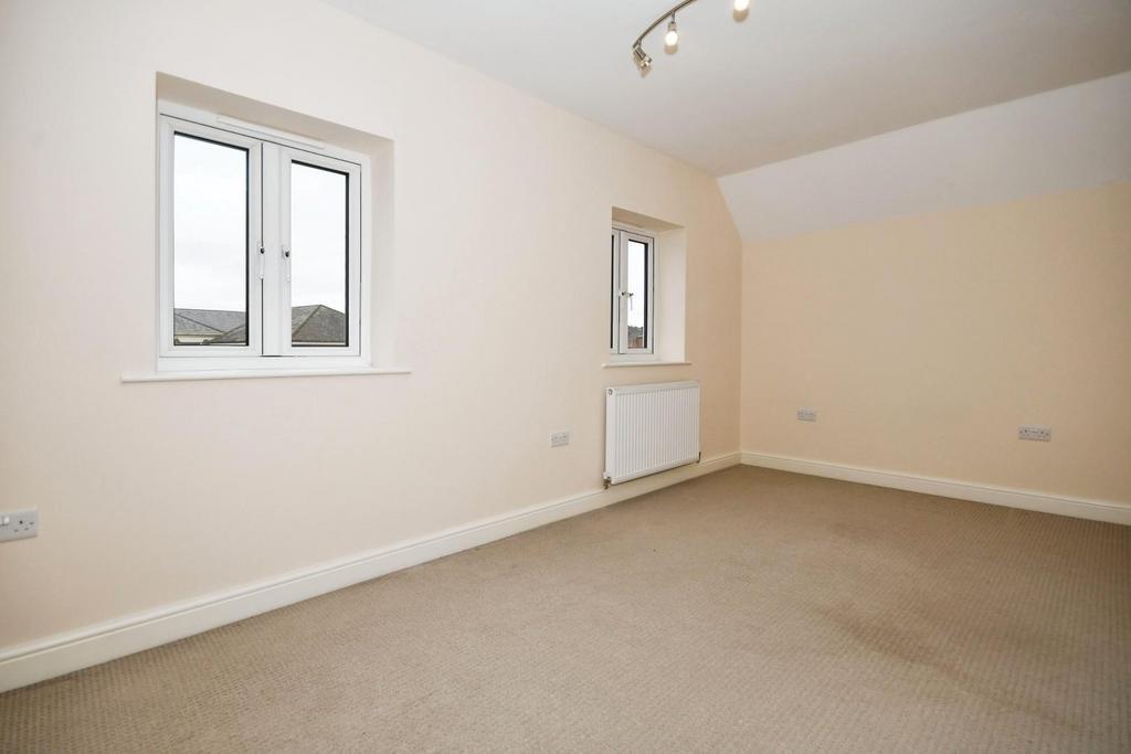 BEDROOM 3.jpg