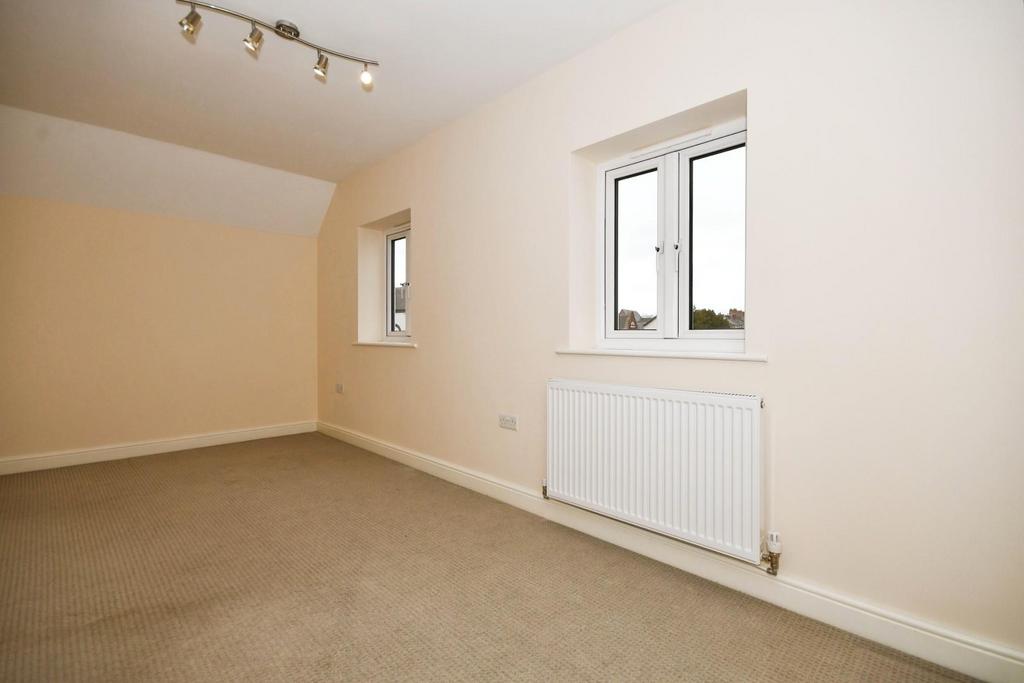 BEDROOM 3 02.jpg