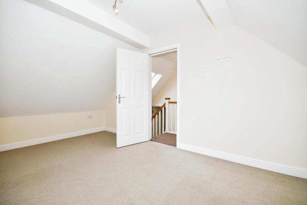 NEW BEDROOM 2.jpg