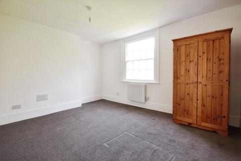 2 bedroom apartment to rent, Castle Hill Road Dover CT16