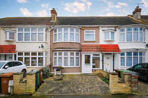 3 bedroom house for sale, Ainslie Wood Gardens, Chingford