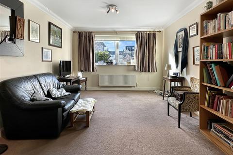 2 bedroom flat for sale, Ainsworth Place, Cambridge CB1