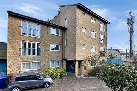 4 Ainsworth Place, Cambridge, CB1 2PG