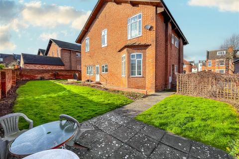 1 bedroom flat for sale, Evenlode House, Claremont Road, Leamington Spa