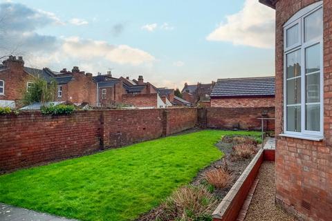 1 bedroom flat for sale, Evenlode House, Claremont Road, Leamington Spa