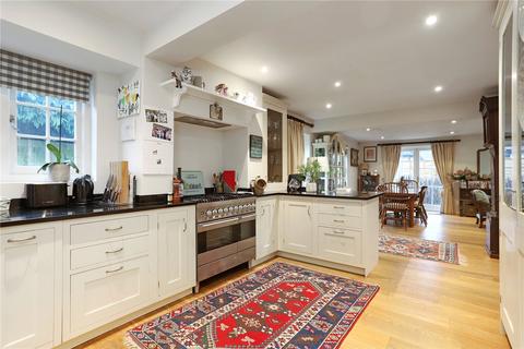 4 bedroom semi-detached house for sale, Echo Barn Lane, Farnham, Surrey, GU10