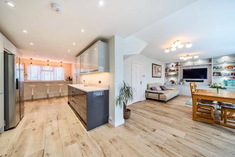 5 bedroom semi-detached house for sale, Staines Road East, Sunbury-On-Thames, TW16