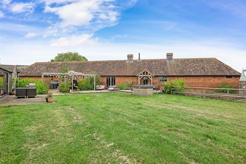 5 bedroom barn conversion for sale, Bank Farm Barns, Evesham WR11