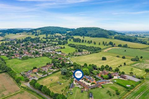 5 bedroom barn conversion for sale, Bank Farm Barns, Evesham WR11