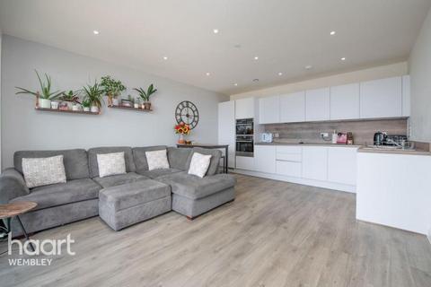 2 bedroom apartment to rent, Moorhen Drive, London